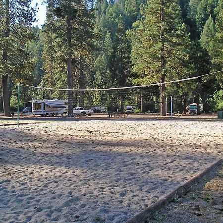 Yosemite Lakes Cottage 52 Harden Flat Exterior photo